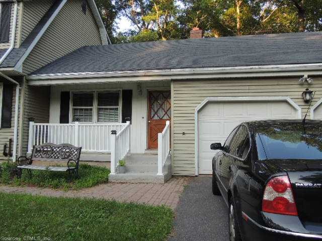 270 Natchaug Dr unit B, Glastonbury, CT 06033 - photo 1