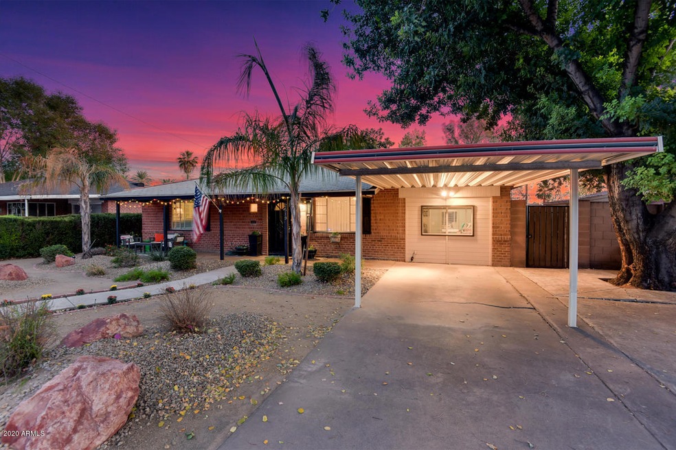 2519-East-Montecito-Avenue-44