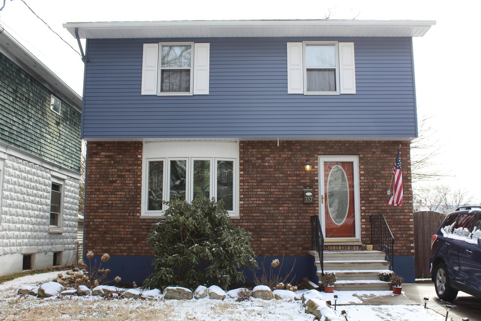 357 Wright Ave, Kingston, PA 18704 - photo 1