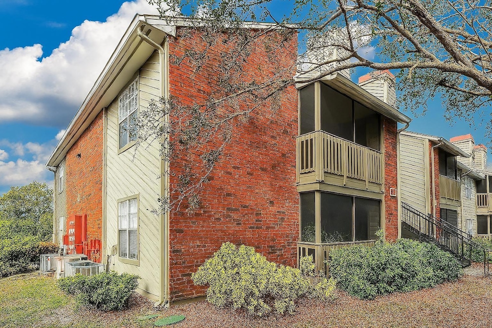 9100 Dr Martin Luther King jr St N unit 1302, Saint Petersburg, FL 33702 - photo 1