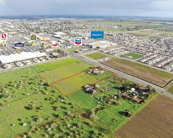 209 E Highway 12, Lodi, CA 95242 - photo 1