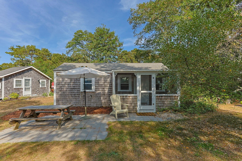 125 Shore Rd unit 10, North Truro, MA 02652 - photo 1