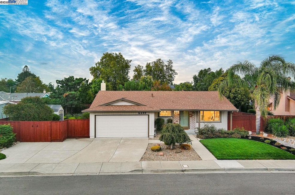 Sold $1,330,000 • Co-Listing Agent