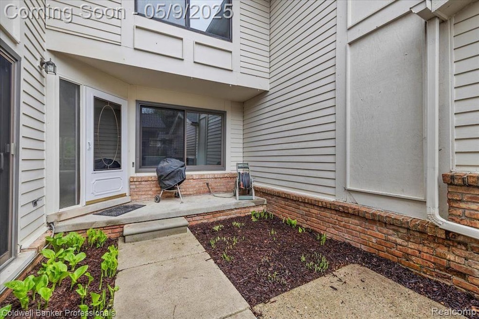 Welcome to 7020 Bridge Way!