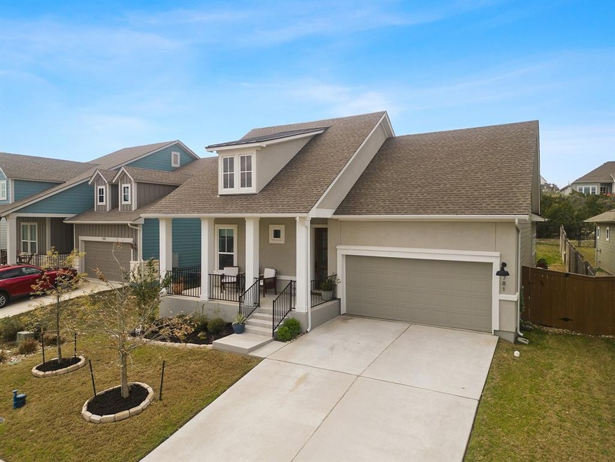 Beautifully crafted David Weekley home in the prem