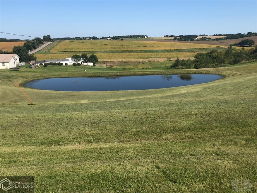 1835 S 44th Ave W, Newton, IA 50208 - photo 1