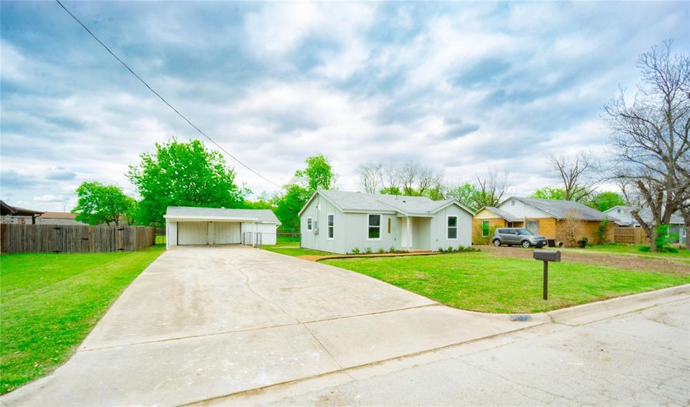 8020 Raymond Ave, Fort Worth, TX 76108 - photo 1