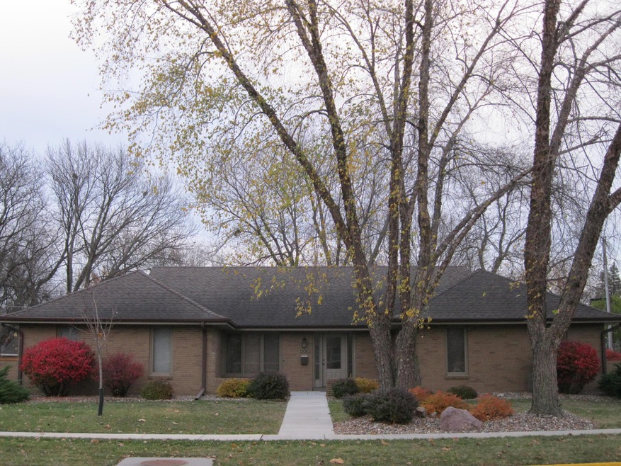 1330 Northwestern pic 2