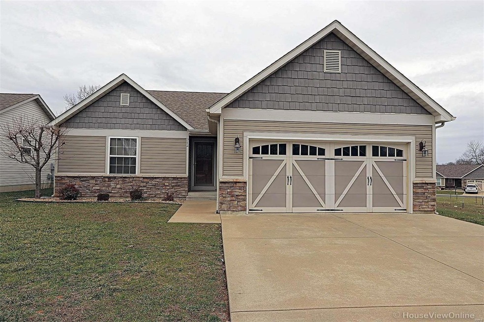 362 Blossom, Farmington, MO 63640 - photo 1