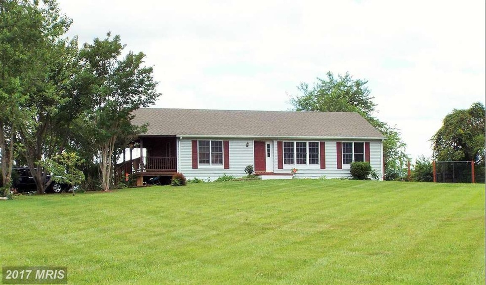 19212 Walnut Hills Rd, Jeffersonton, VA 22724 - photo 1