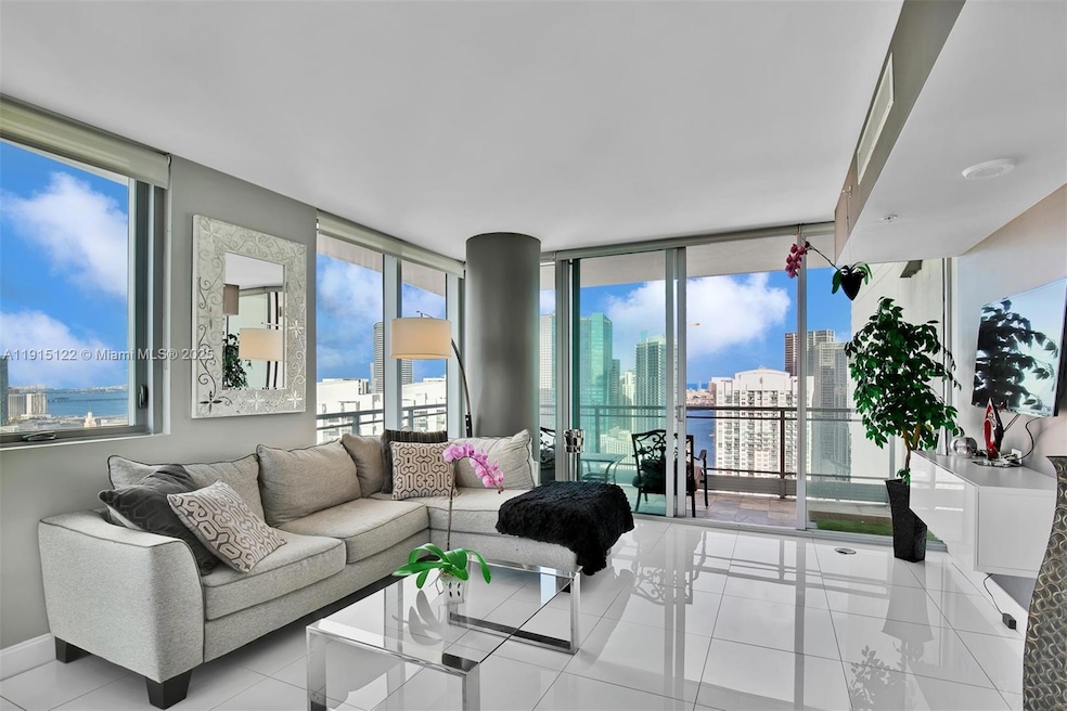 Mint at Riverfront unit 4510, Miami, FL 33130 - photo 1