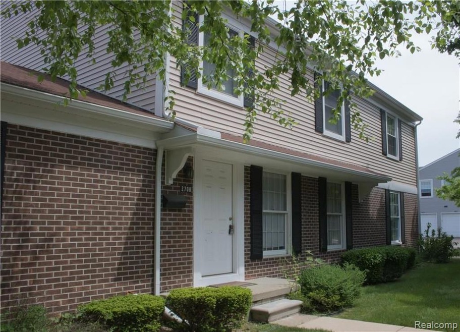 2708 Glenbridge Ct, Ann Arbor, MI 48104 - photo 1