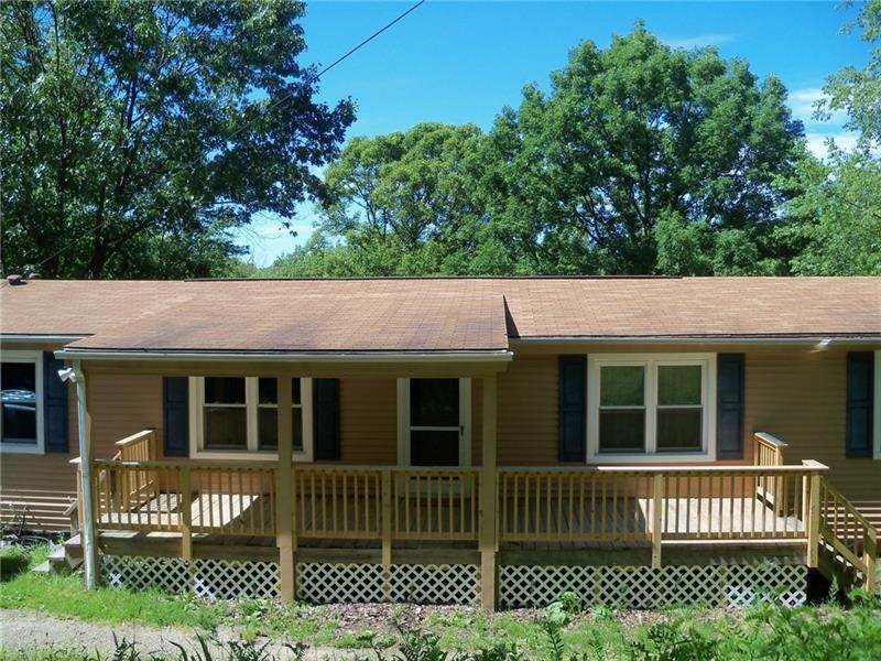 Amazing Deck with new railing and decking. Half is