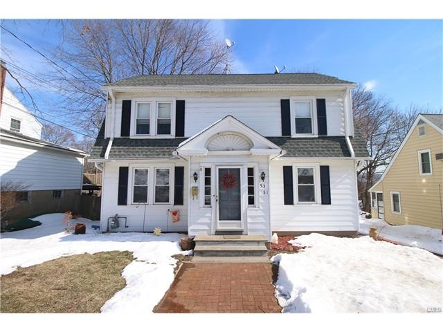 Well-maintained two-family home in West Side of Na