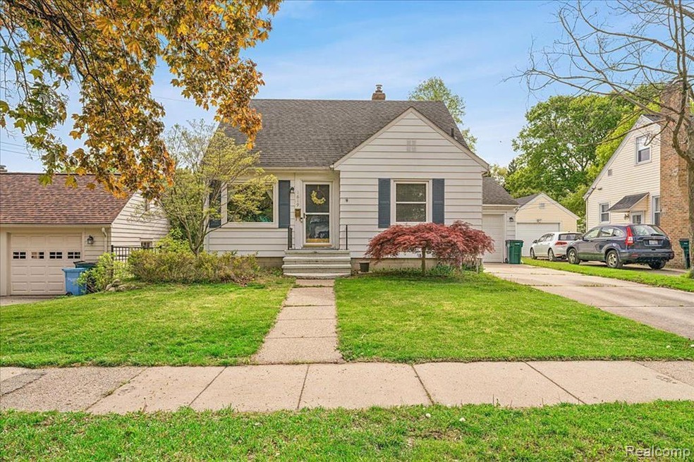 1619 Shubel Ave, Lansing, MI 48910 - photo 1