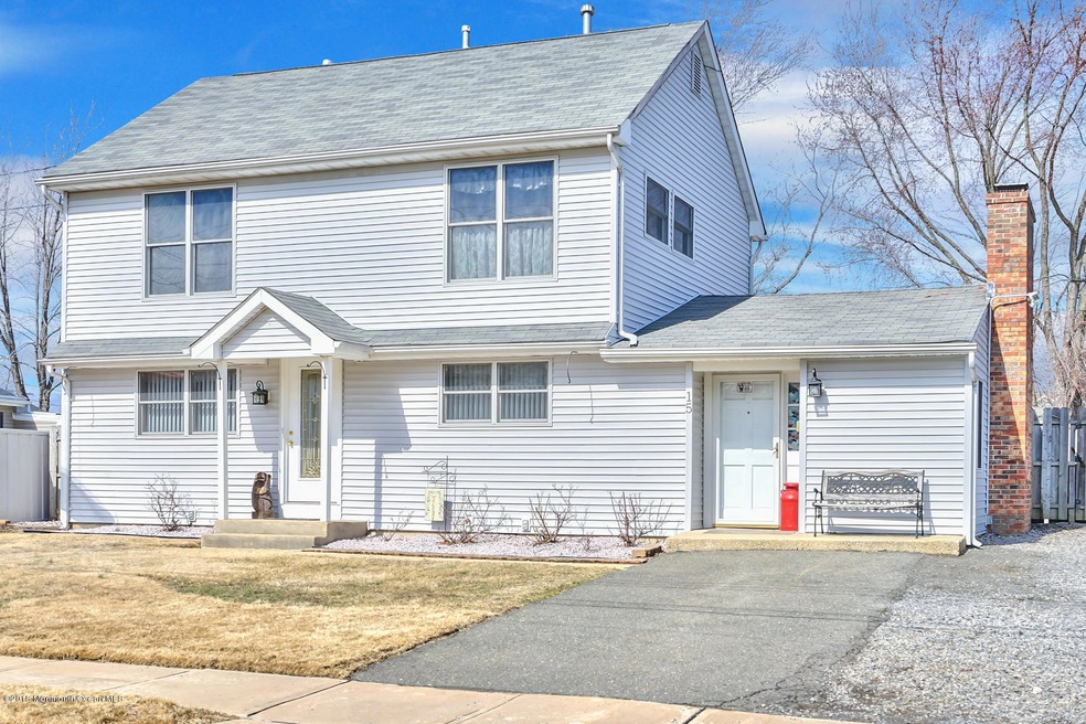 15 Winthrop Pl Hazlet NJ 07730-large-001
