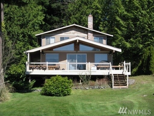 8020 Wayne Ave, Stanwood, WA 98292 - photo 1