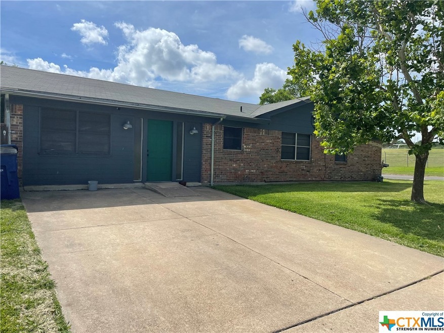 801 Rodney Ave, Copperas Cove, TX 76522 - photo 1