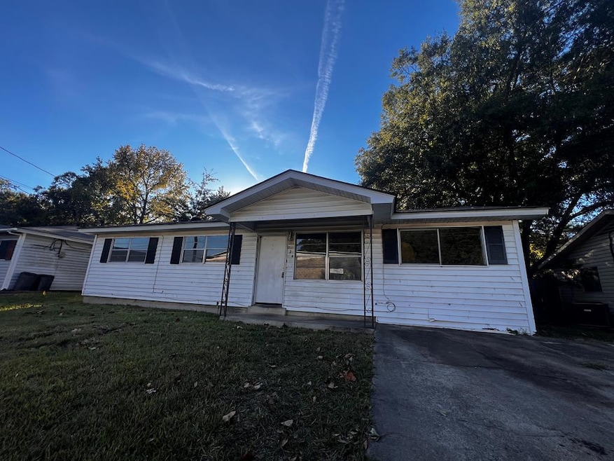 224 Shellwood Dr, Wake Village, TX 75501 - photo 1