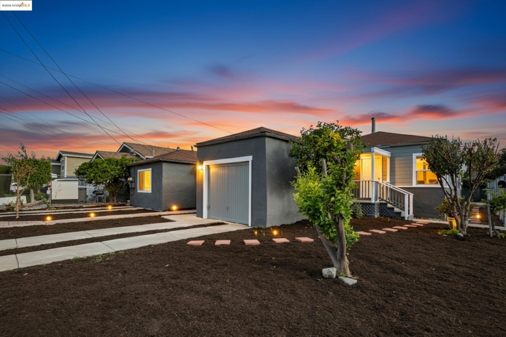 For Sale $699,000 • Co-Listing Agent