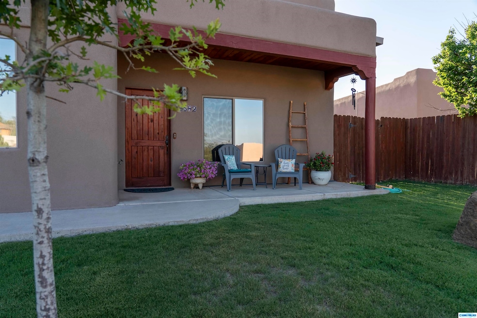 Under Contract $375,000