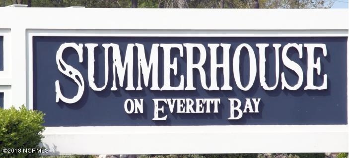 Summerhouse On Everett Bay