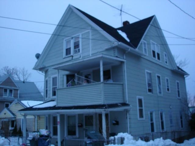 243 Parrott Ave, Bridgeport, CT 06606 - photo 1