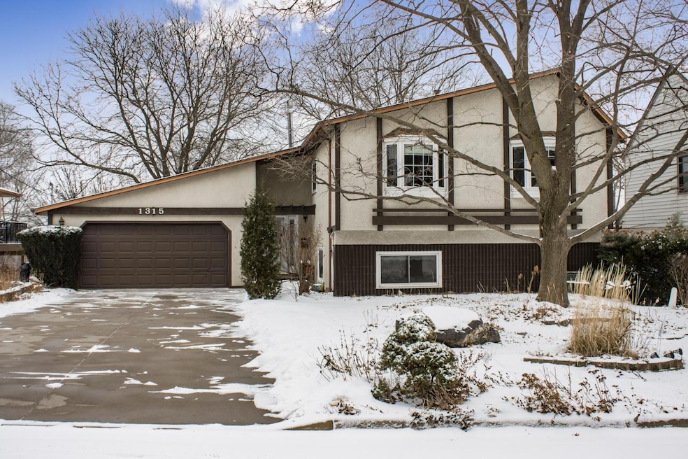 Sold $412,000 • Co-Listing Agent