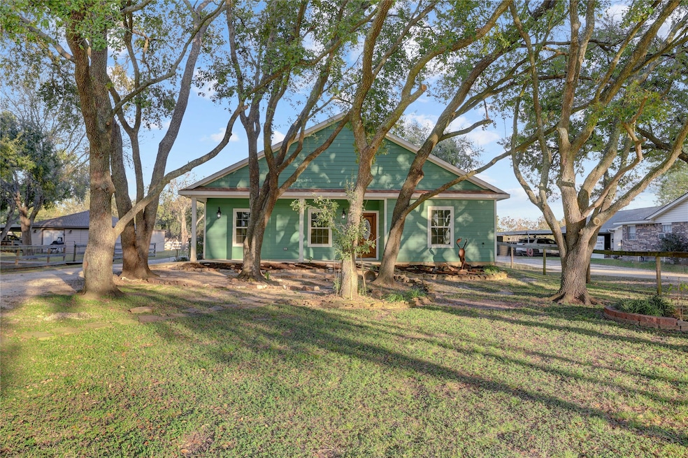 2075 Lomax School Rd, La Porte, TX 77571 - photo 1