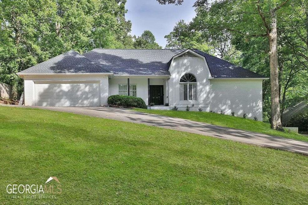 682 Tommy Aaron Dr, Gainesville, GA 30506 - photo 1