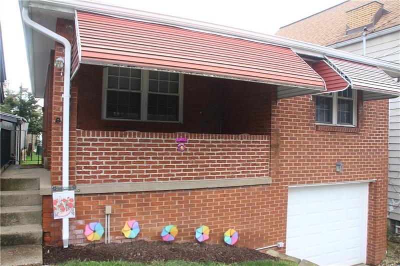 Great covered front porch