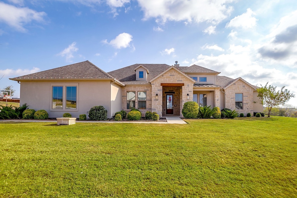 7732 Laura Lake Ln, Fort Worth, TX 76126 - photo 1