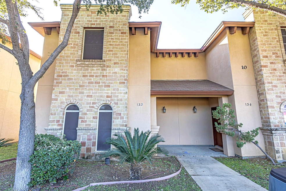 10706 International Blvd unit 133, Laredo, TX 78045 - photo 1