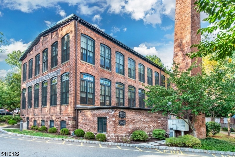 25 Clark St unit 209, Glen Ridge, NJ 07028 - photo 1