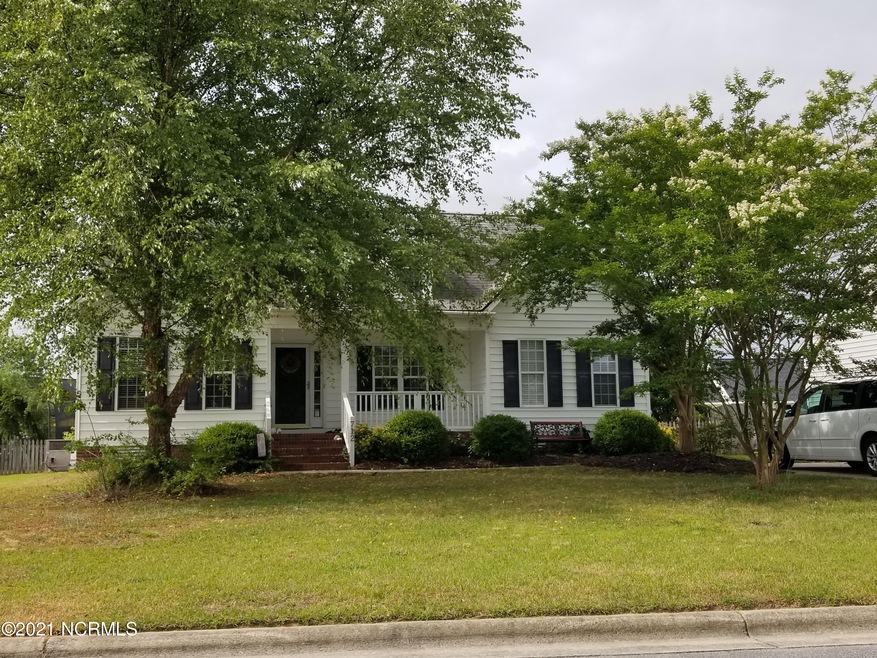 712 Carrington Ln, Winterville, NC 28590 - photo 1