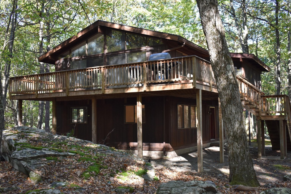 803 Canoe Brook Ct W, Hawley, PA 18428 - photo 1