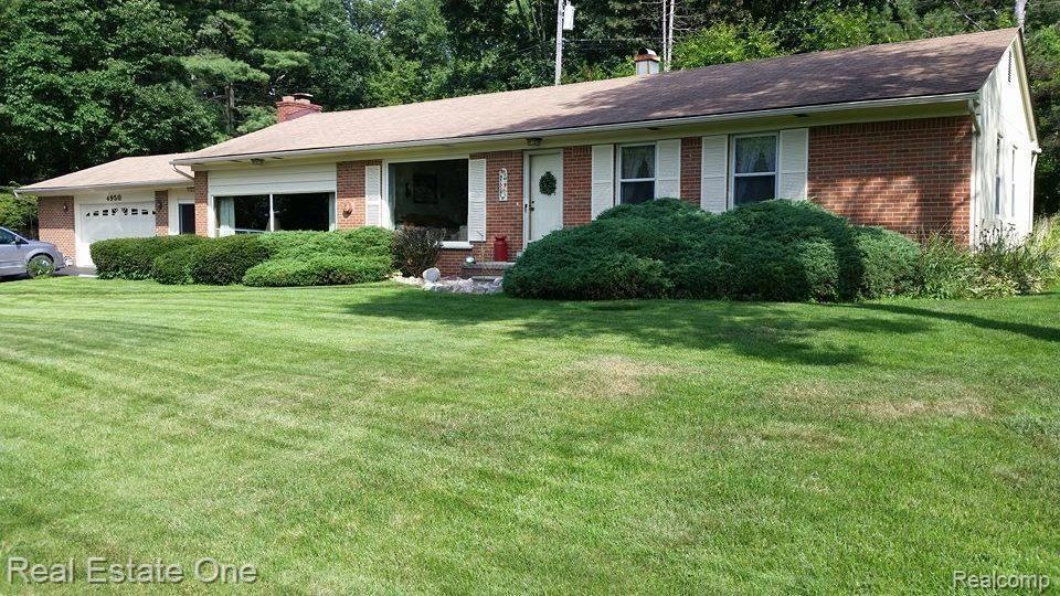 FRONT VIEW OF HOME