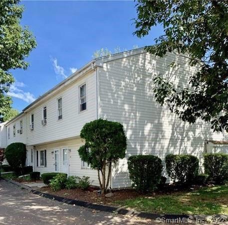 48 Yarrington Ct, Bridgeport, CT 06607 - photo 1