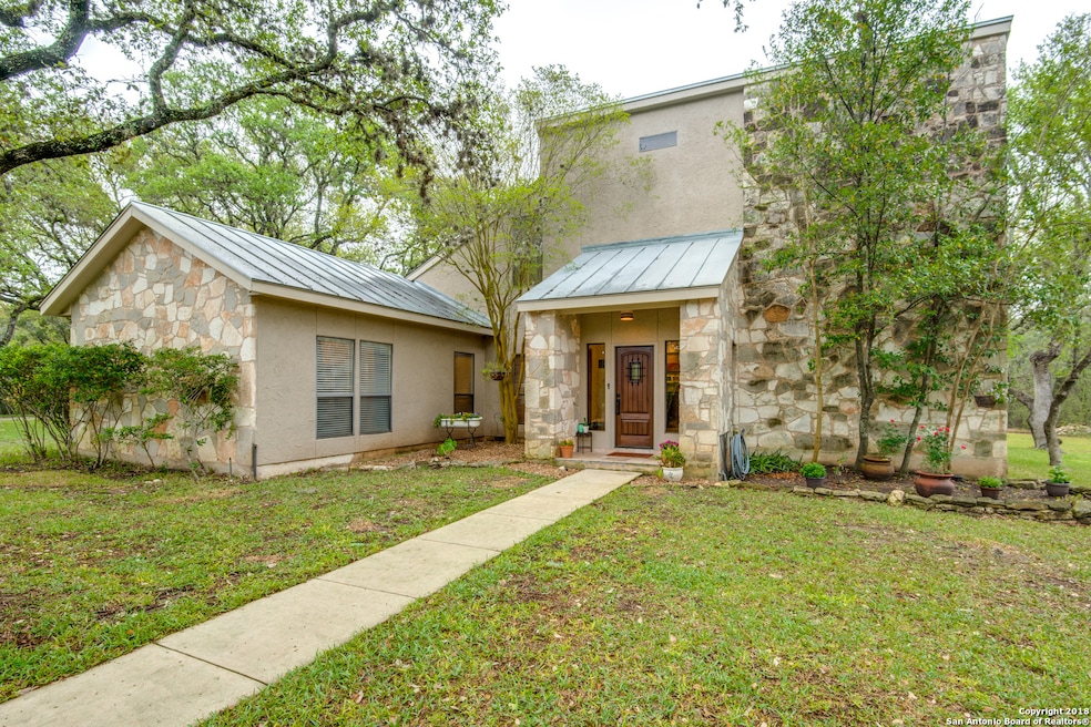 12840 Stage Coach Ln, Helotes, TX 78023 - photo 1