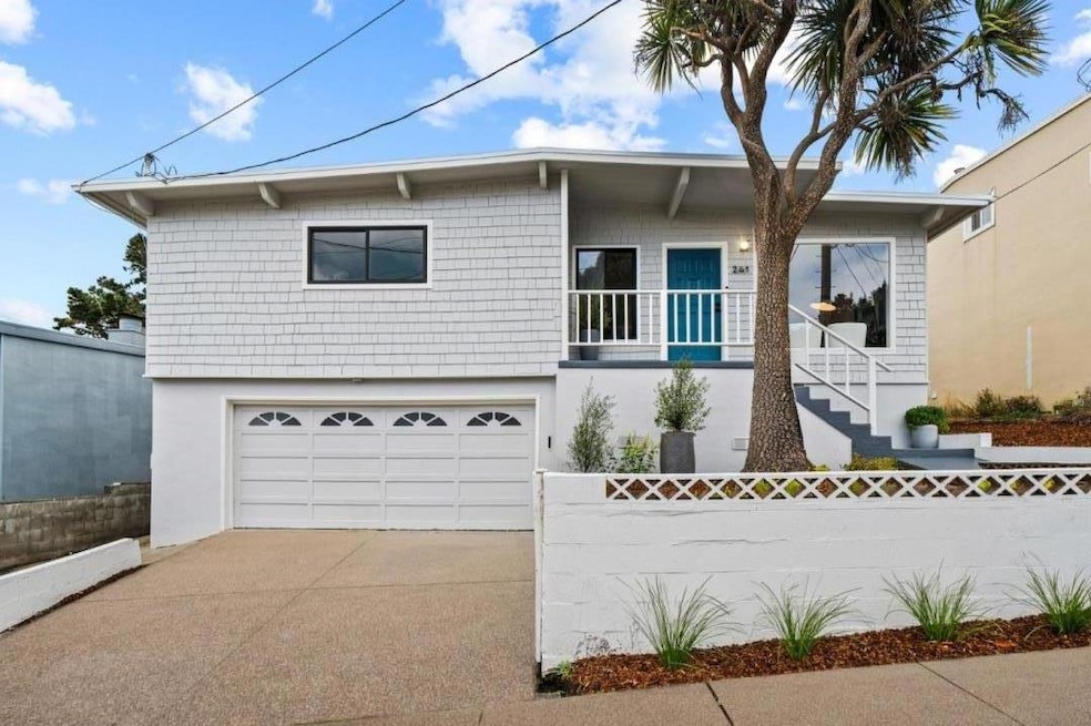Sold $1,350,000 • Co-Listing Agent