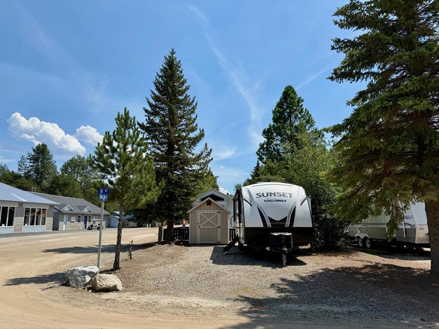 15 B St unit 8, Cascade, ID 83611 - photo 1