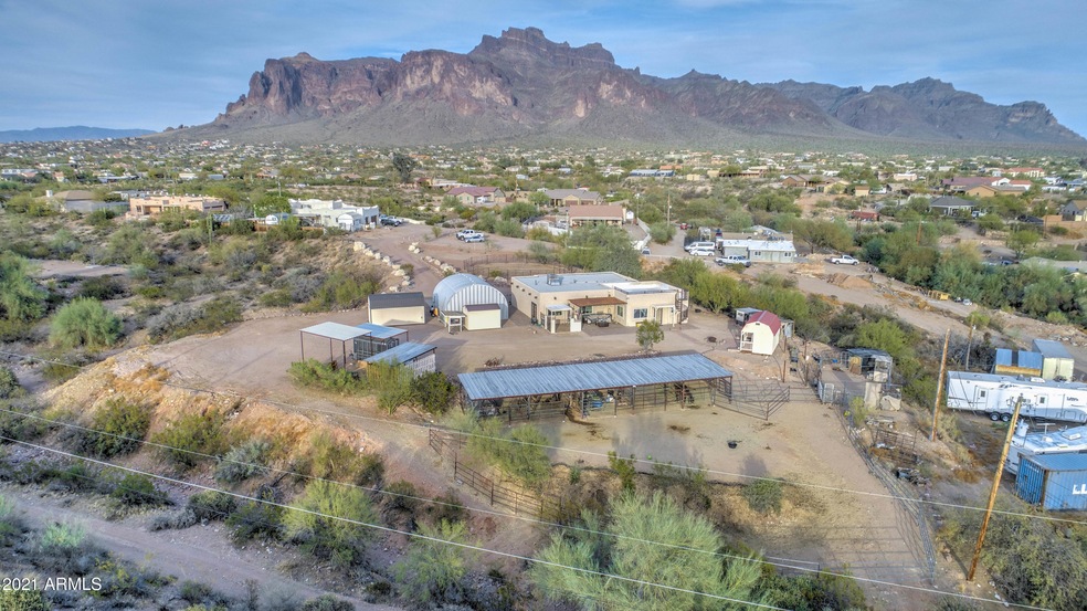 4021 E Cody St-45