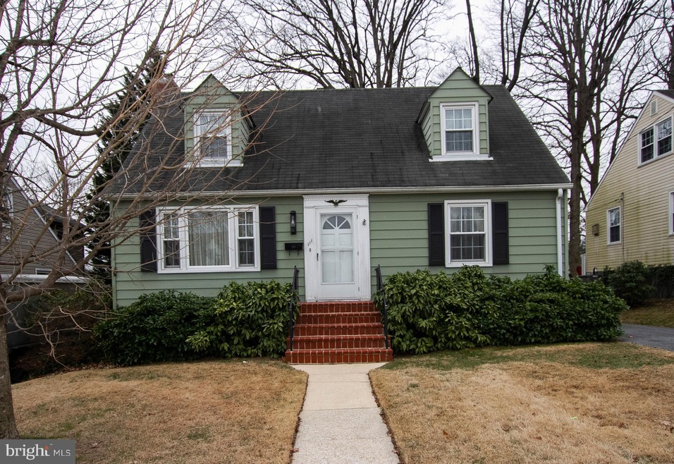 111 Northwood Dr, Lutherville Timonium, MD 21093 - photo 1