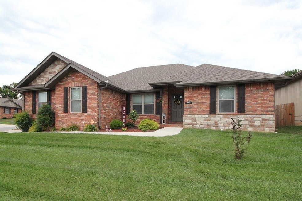 955 E Daisy Falls Dr, Nixa, MO 65714 - photo 1