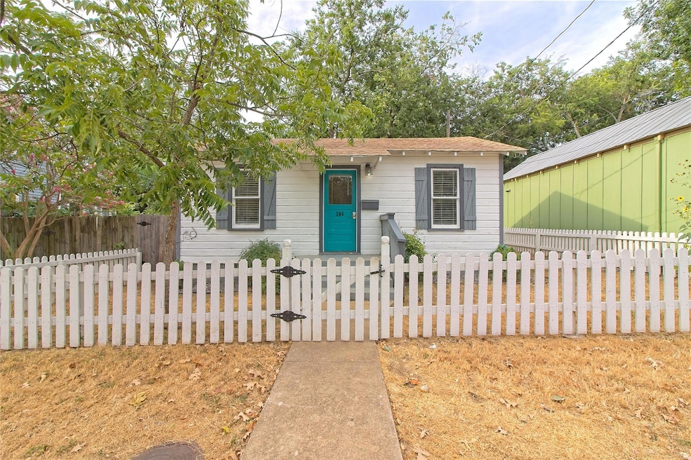 For Rent $1,450/month