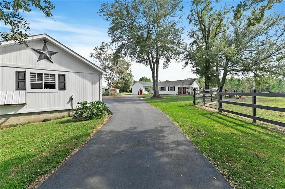 419402 Steadham Ln, Robertsdale, AL 36567 - photo 1