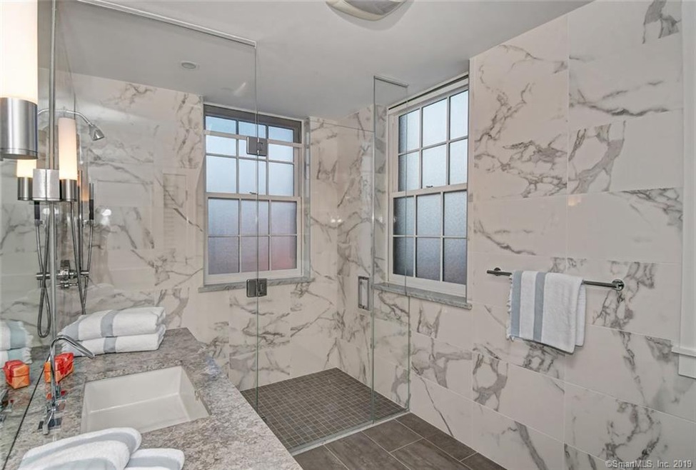 5 Church Ln unit The Seabury, Westport, CT 06880 - photo 1