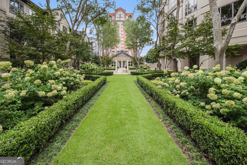 For Sale $289,900 • Co-Listing Agent