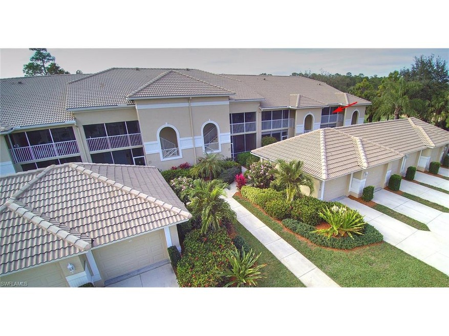 aerial view from front - great end unit with one c