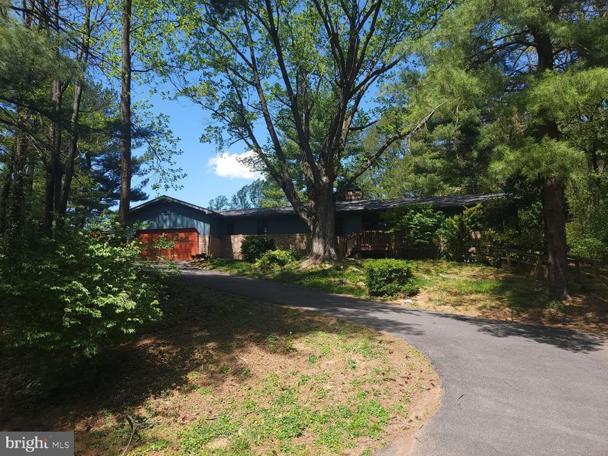 8300 Brookmere Blvd, Frederick, MD 21702 - photo 1